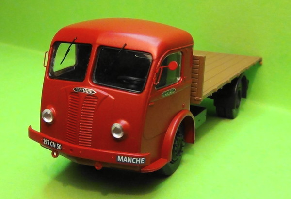 Camion Panhard Movic tôlé Pâtes La Lune REE-MODELES REE-CB033