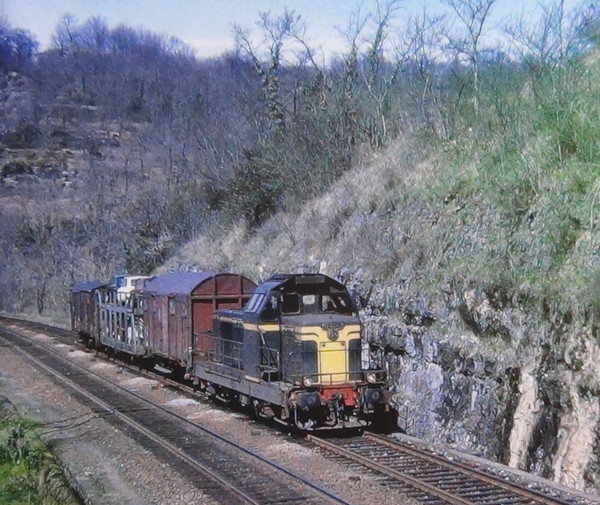 Revue Loco Revue N°653 - Sujet : Céréalier 040 DG - Occasion - France