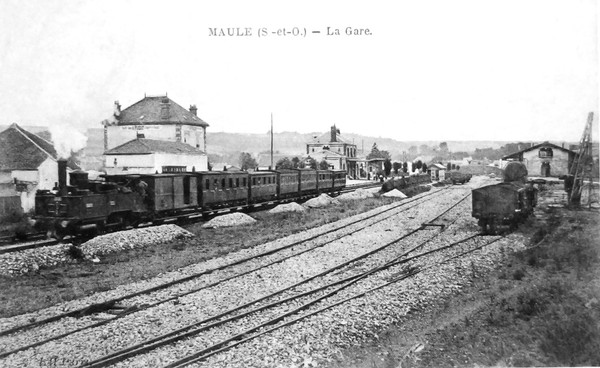 MAULE, LA GARE.