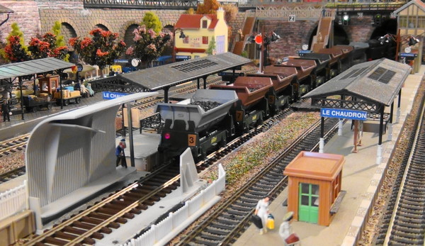 Wagon-trémie à déchargement automatique | Maerklin FR