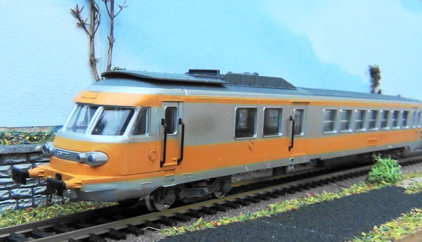 4 Attacchi Per Turbotrain RTG Jouef HO – Pezzi Di Ricambio Usati