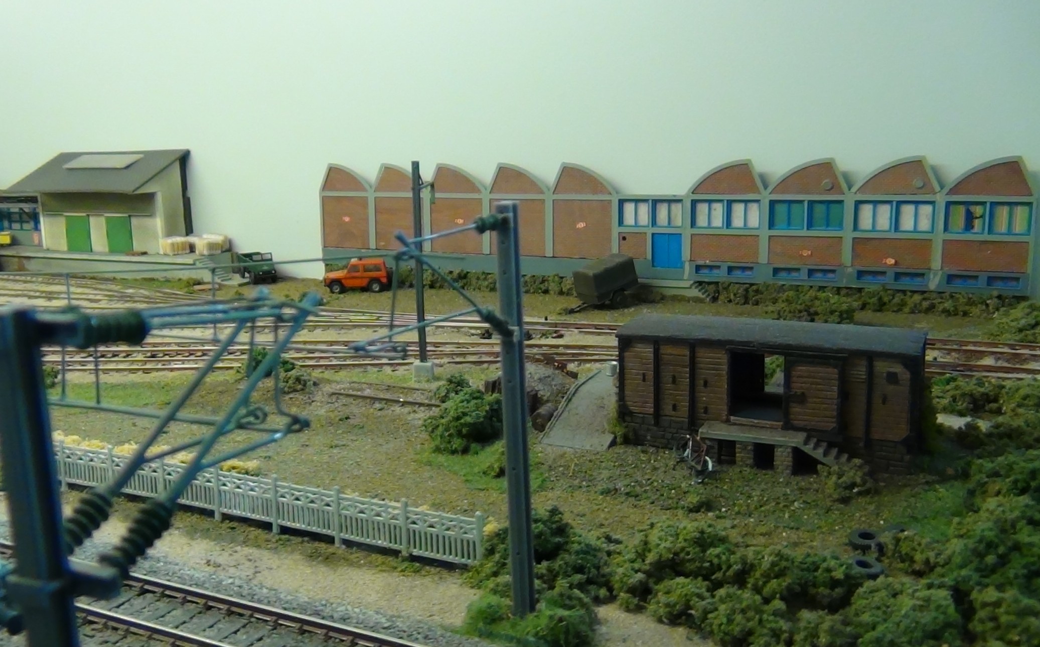 UN CABANON DE JARDIN.