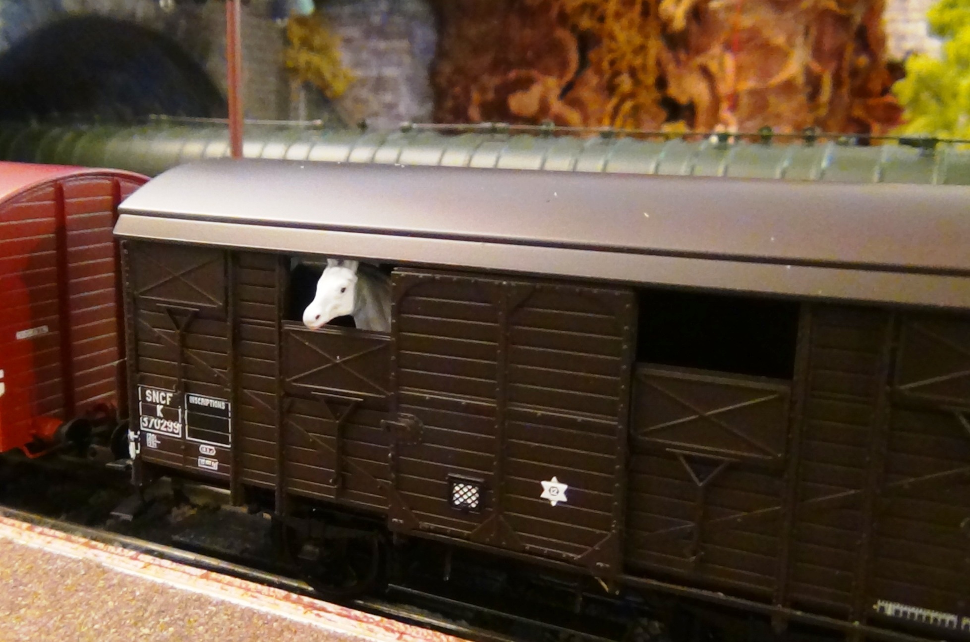 Wagon transport de bestiaux SNCF - HO 1/87 - ROCO